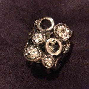 Pewter Tone & Rhinestone Fashion Ring - sz 7.75